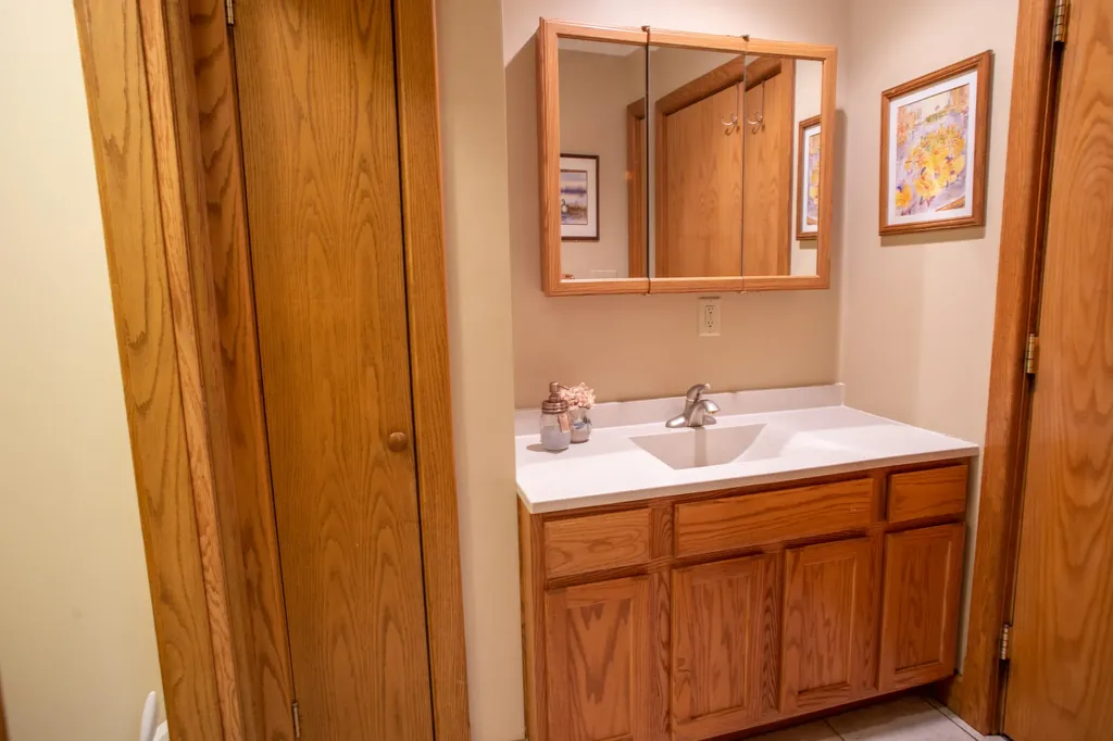 24 Fairway Drive Auburn ME 04210