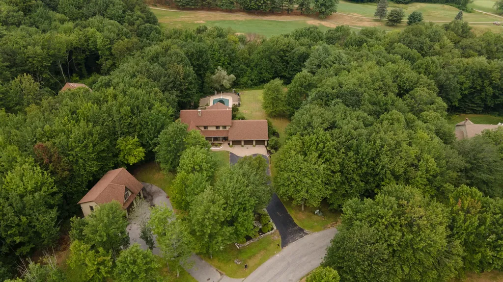 24 Fairway Drive Auburn ME 04210