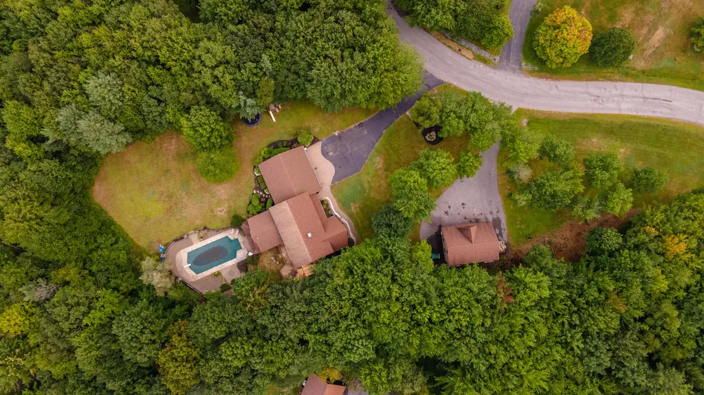 24 Fairway Drive Auburn ME 04210