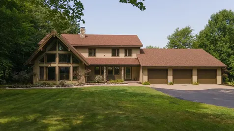 24 Fairway Drive Auburn ME 04210