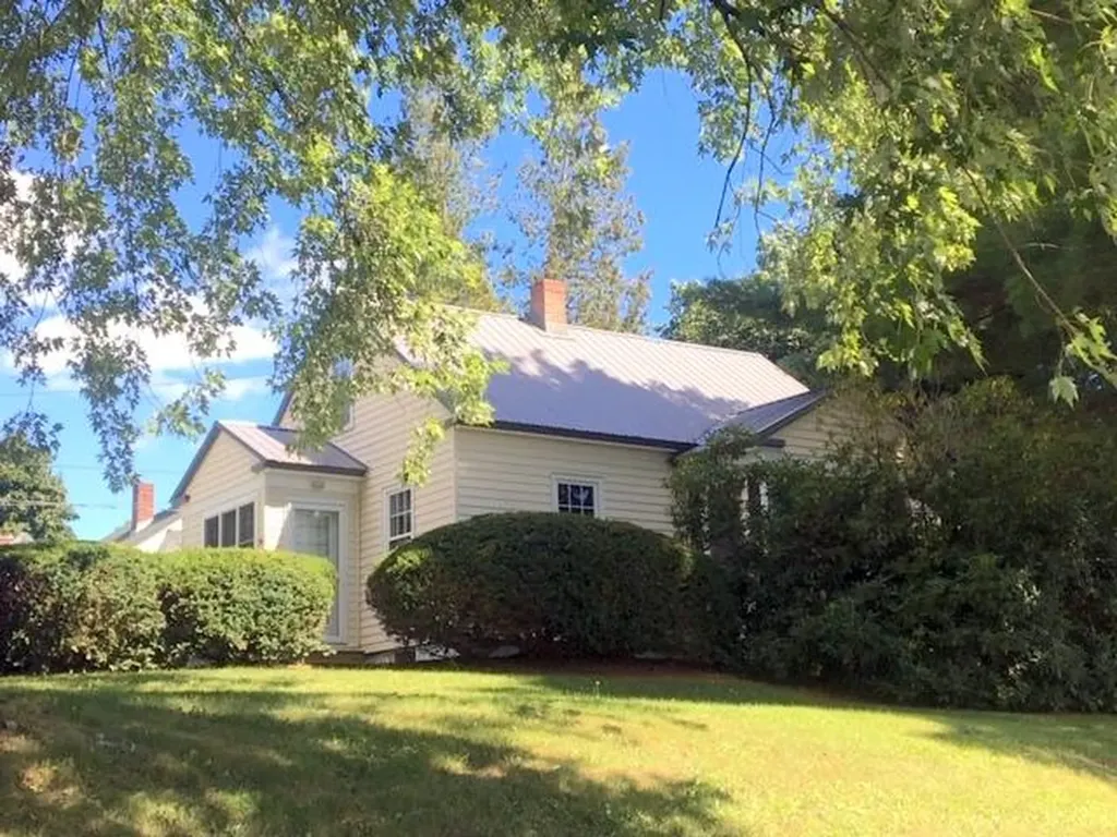 34 Collette Street Waterville ME 04901