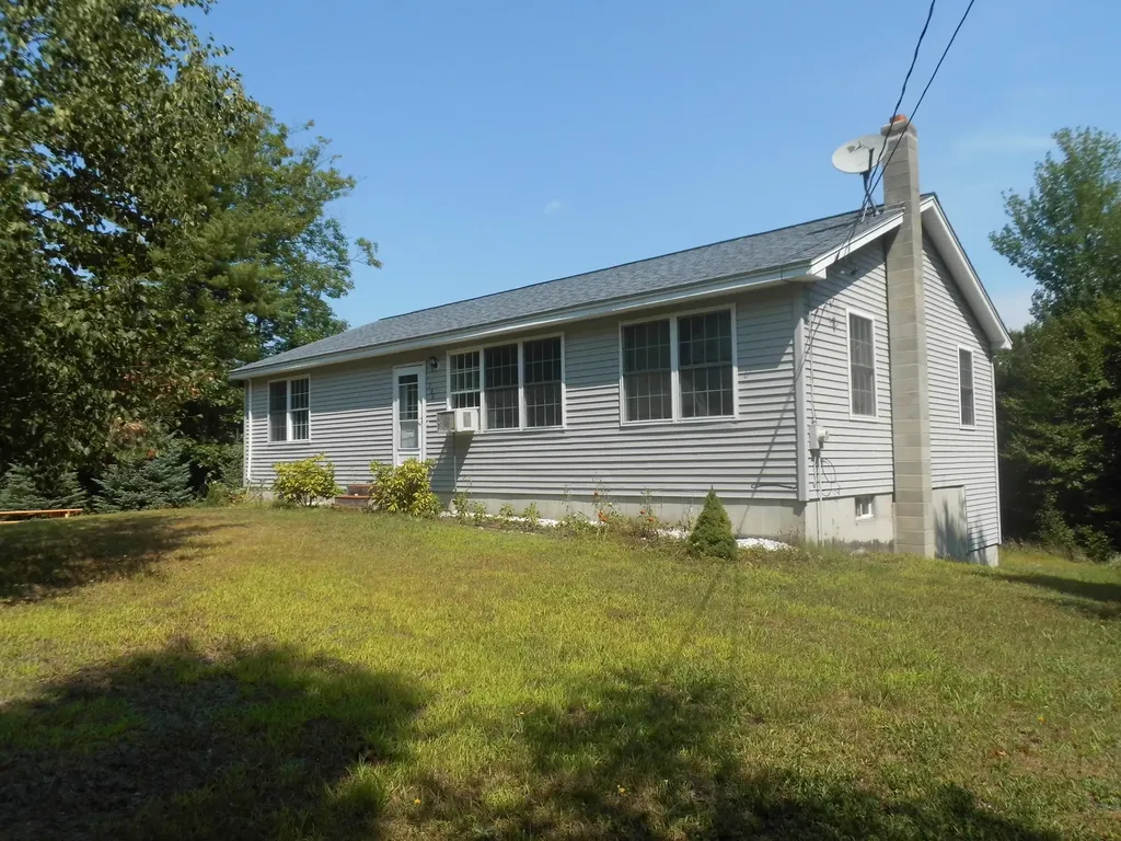 100 Walter Hill Road Naples ME 04055