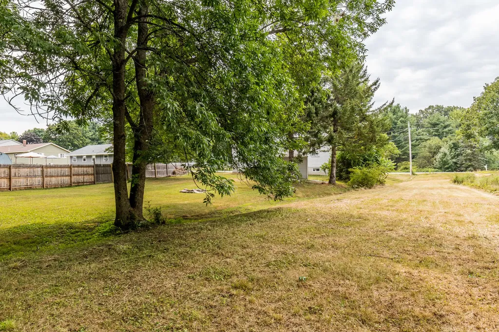 22 Eaton Drive Buxton ME 04093
