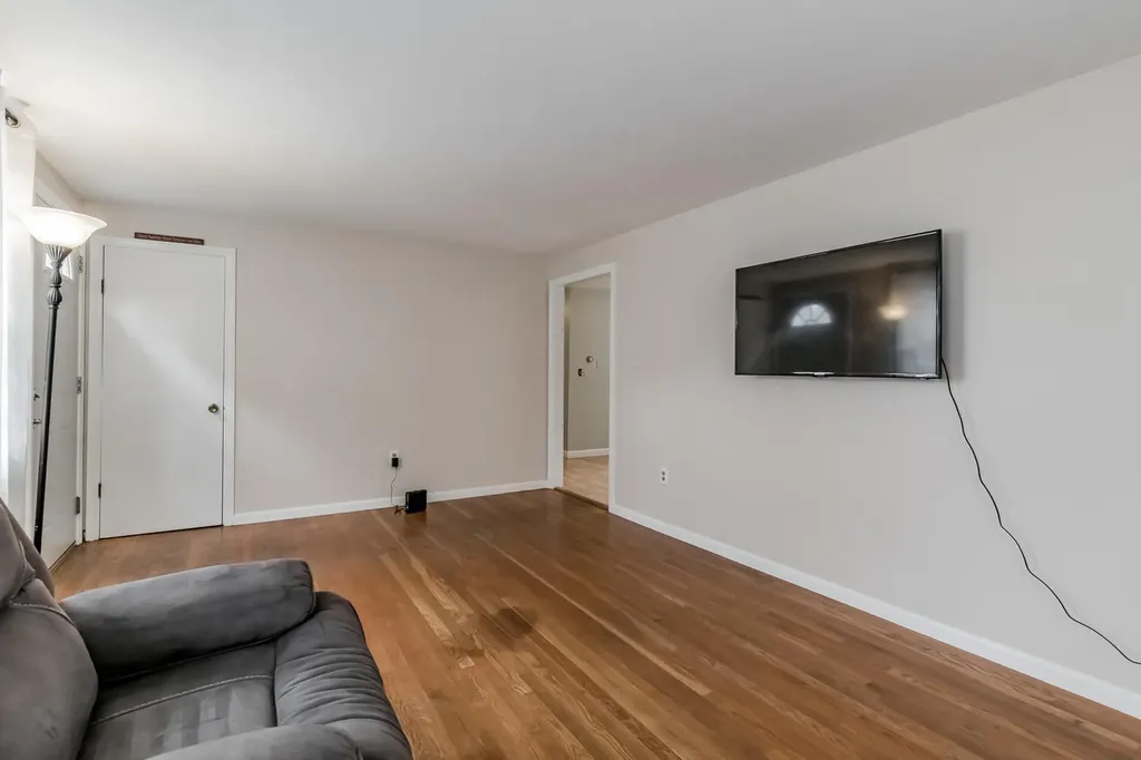 22 Eaton Drive Buxton ME 04093