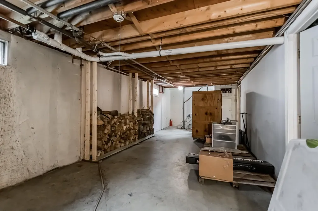 22 Eaton Drive Buxton ME 04093