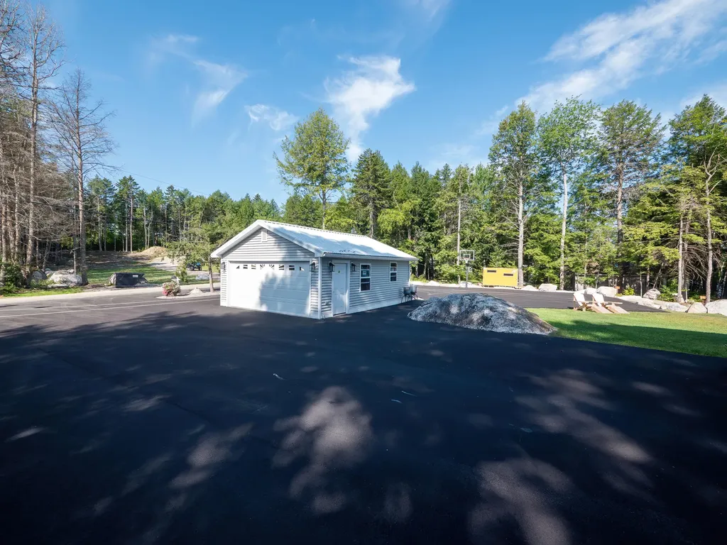 653 Nicolin Road Ellsworth ME 04605