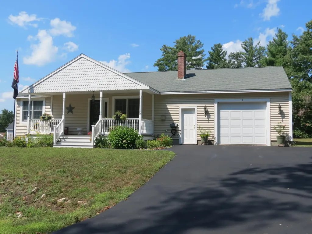19 Park Street Sanford ME 04073