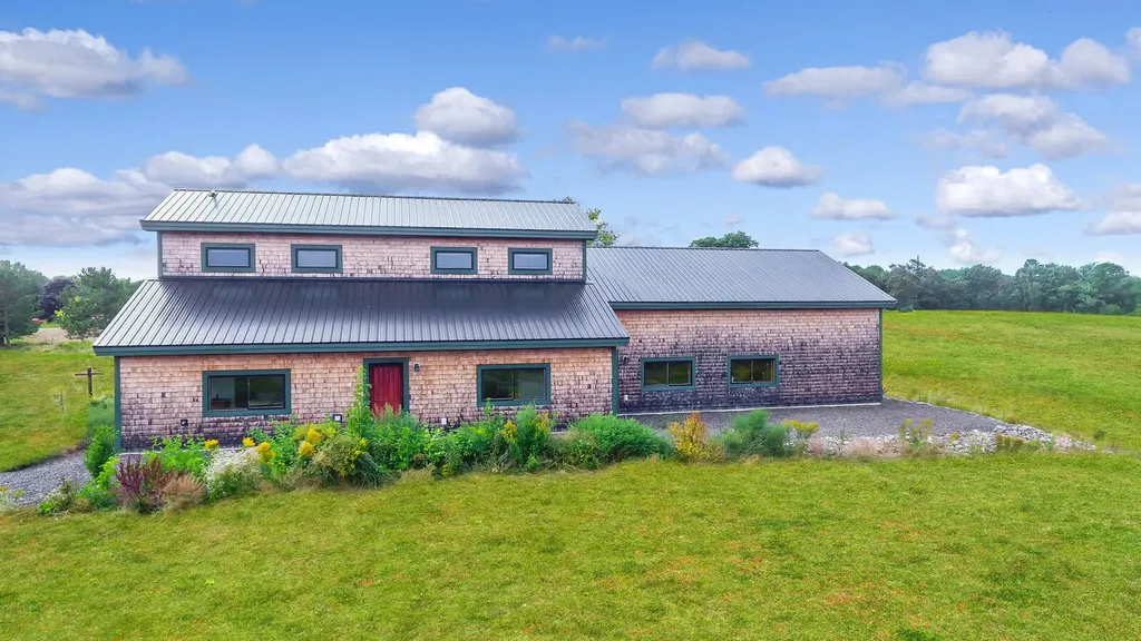 317 Ridge Road Fairfield ME 04937
