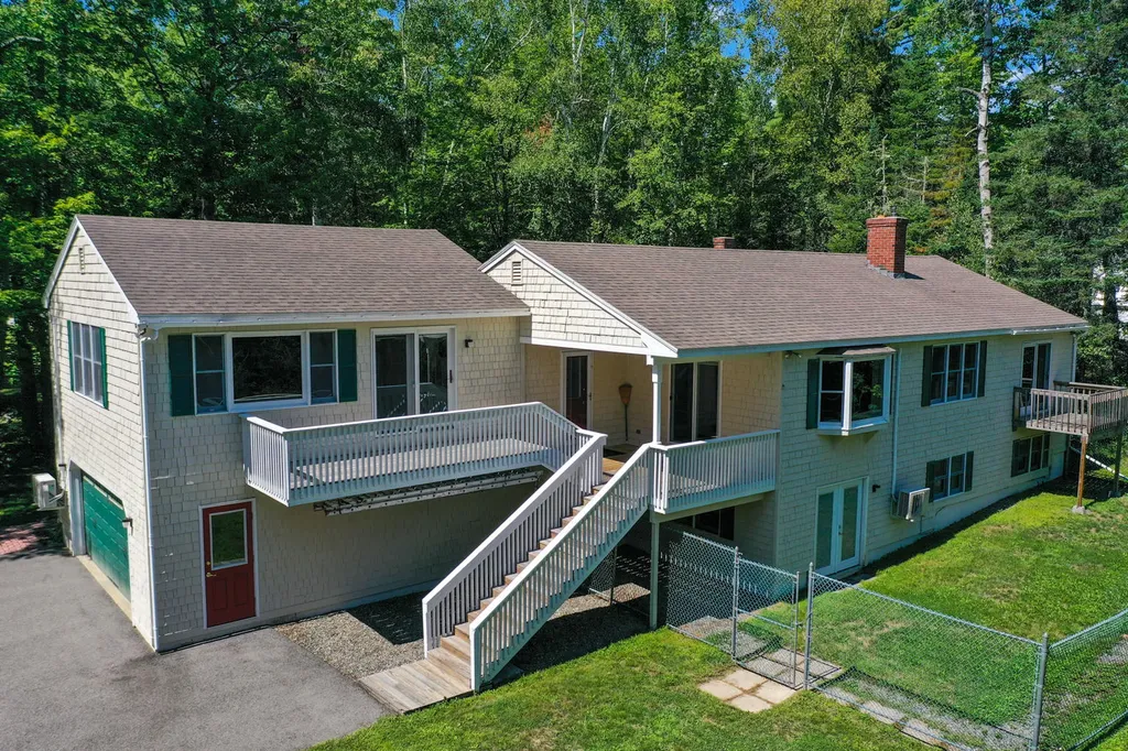 143 Eaton Ridge Drive Holden ME 04429