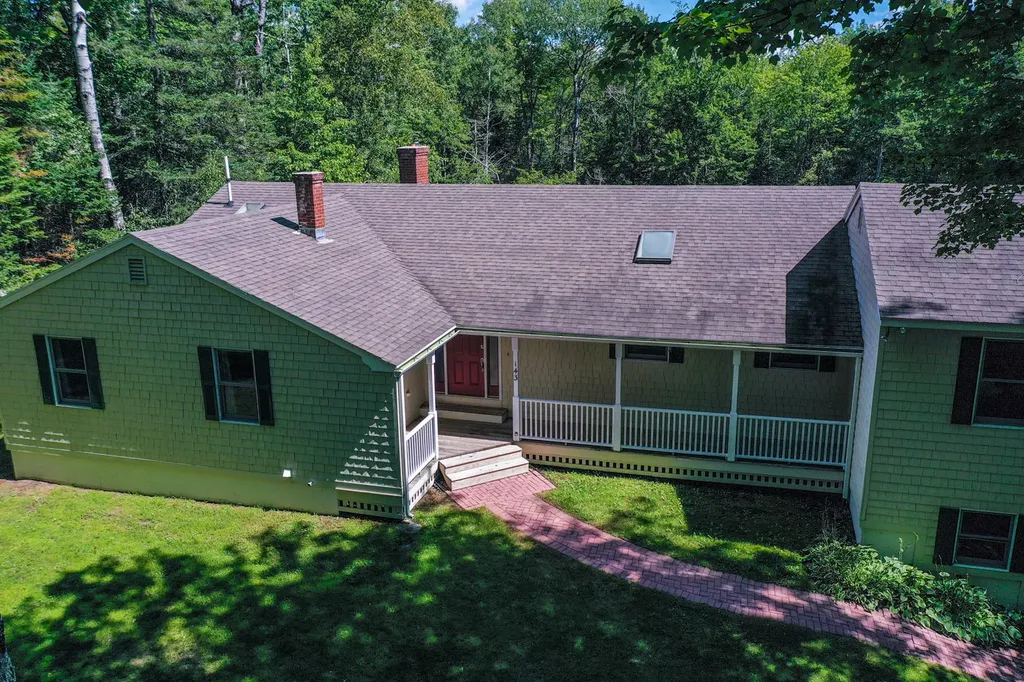 143 Eaton Ridge Drive Holden ME 04429