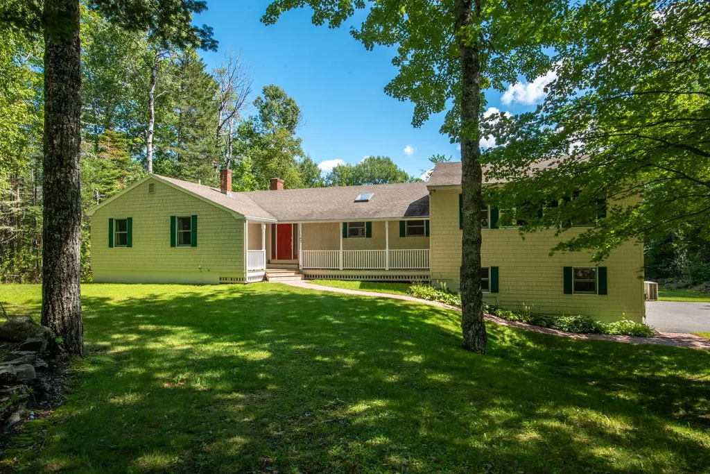 143 Eaton Ridge Drive Holden ME 04429