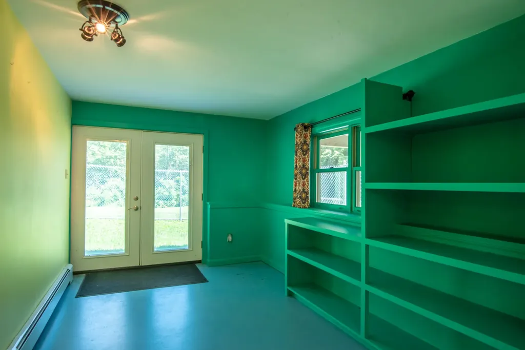 143 Eaton Ridge Drive Holden ME 04429