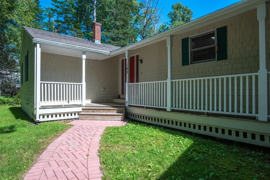 143 Eaton Ridge Drive Holden ME 04429