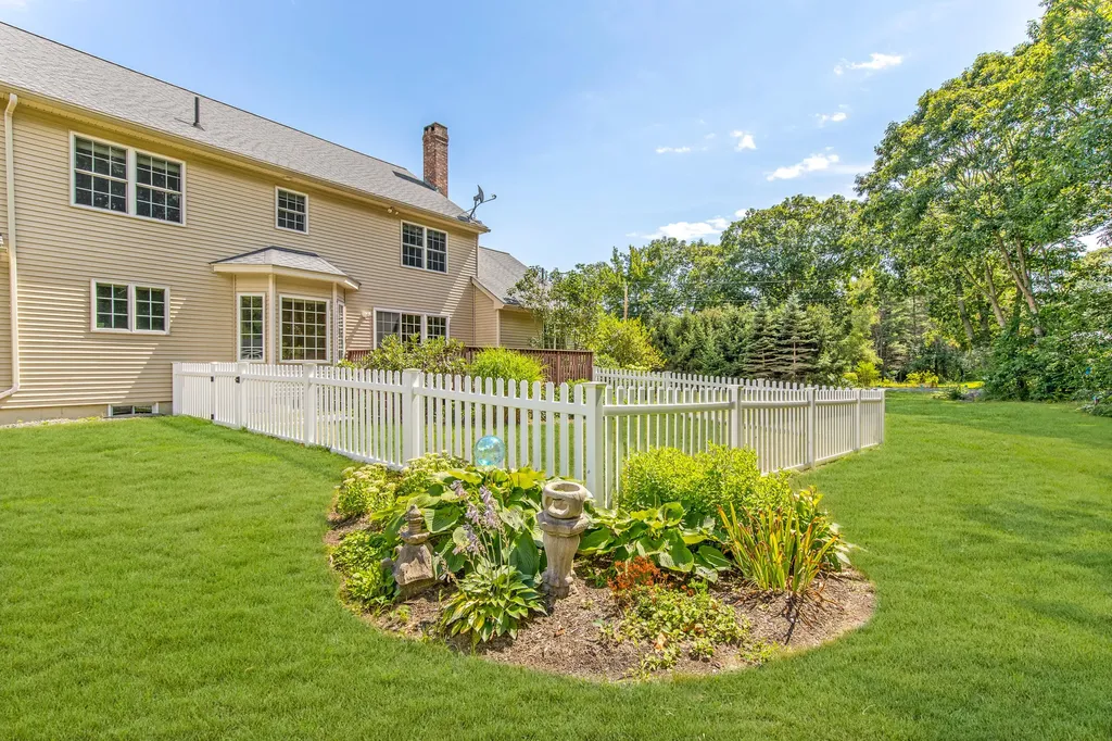 1 Julias Way Brunswick ME 04011