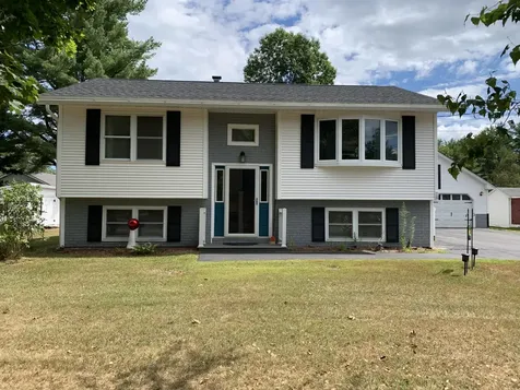 18 Spruce Street Madison ME 04950