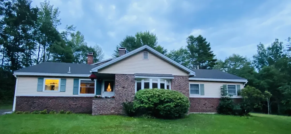 568 Dow Road Orrington ME 04474