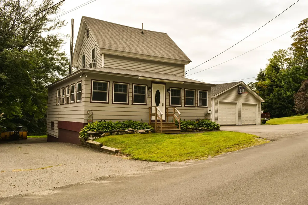 83 High Street Dexter ME 04930