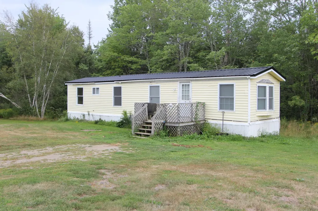 1 Hammond Drive Belfast ME 04915