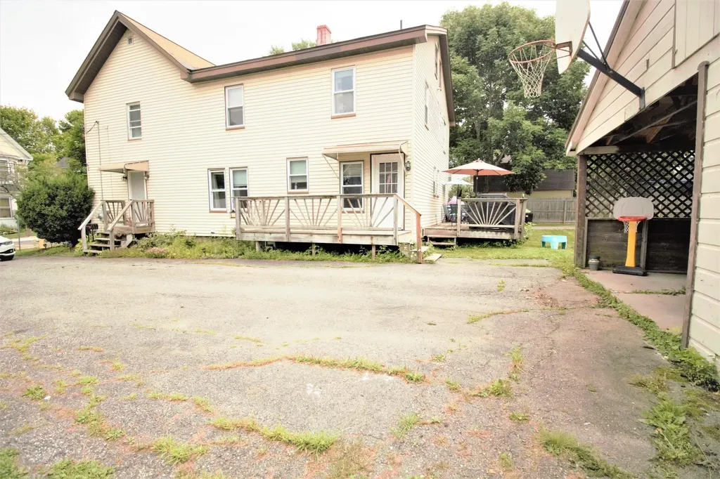 146-148 Lincoln Street Bangor ME 04401