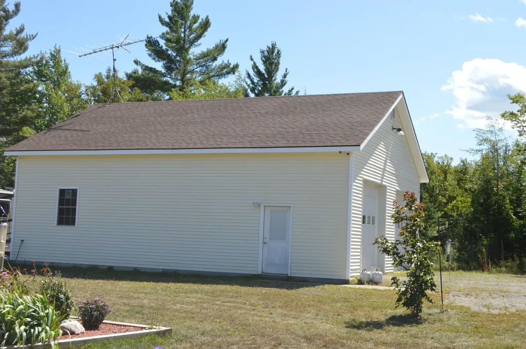 1076 Salem Road Freeman Twp ME 04983