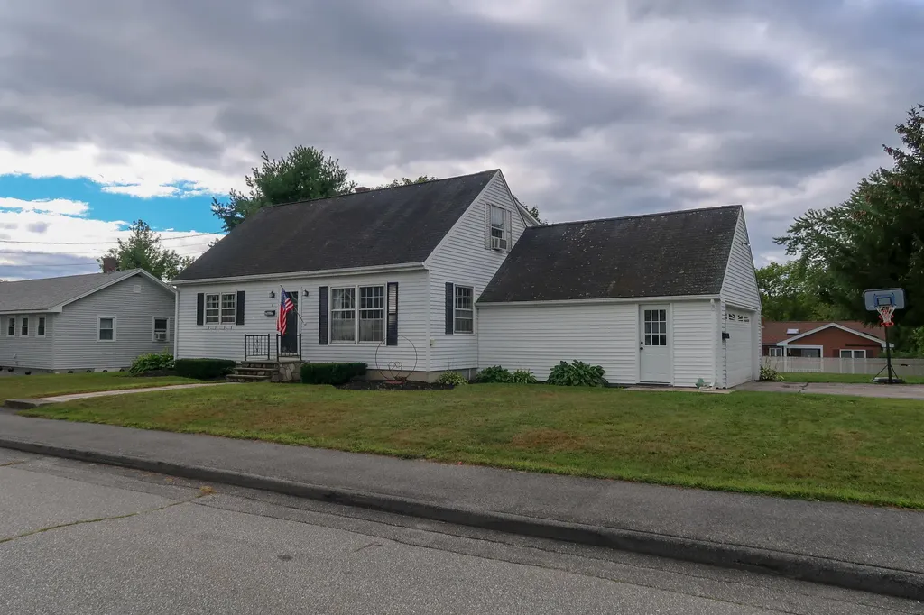 96 Second Avenue Augusta ME 04330