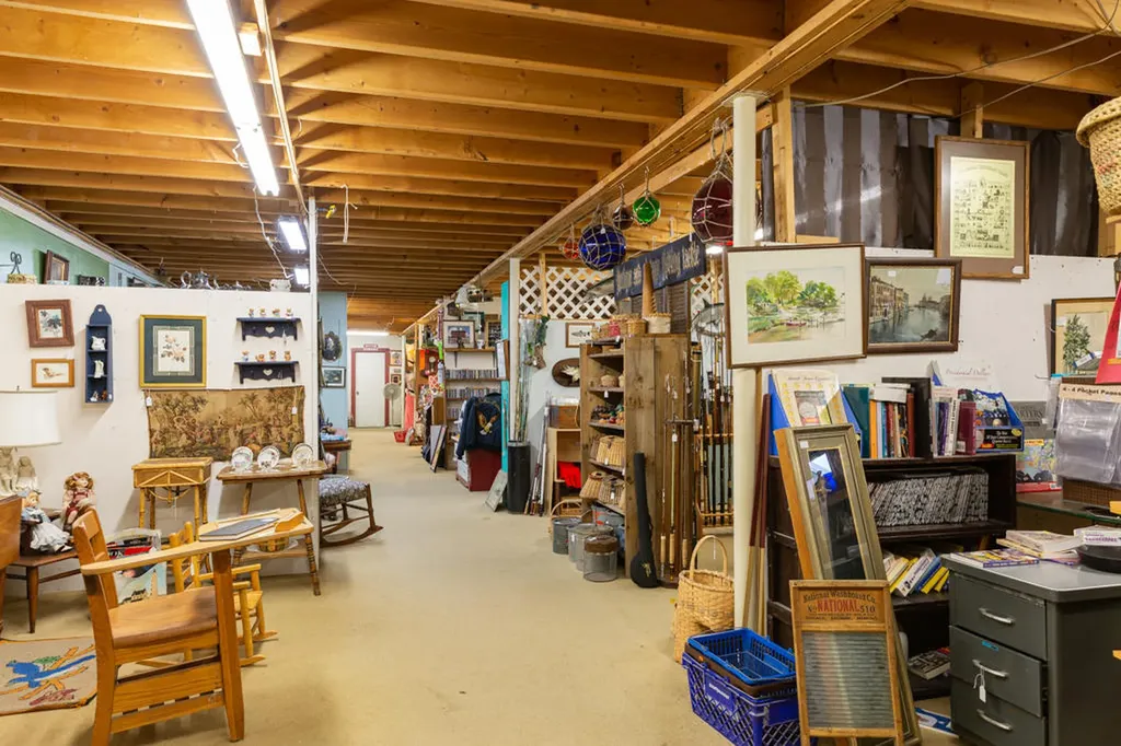 382 Skowhegan Road Fairfield ME 04937