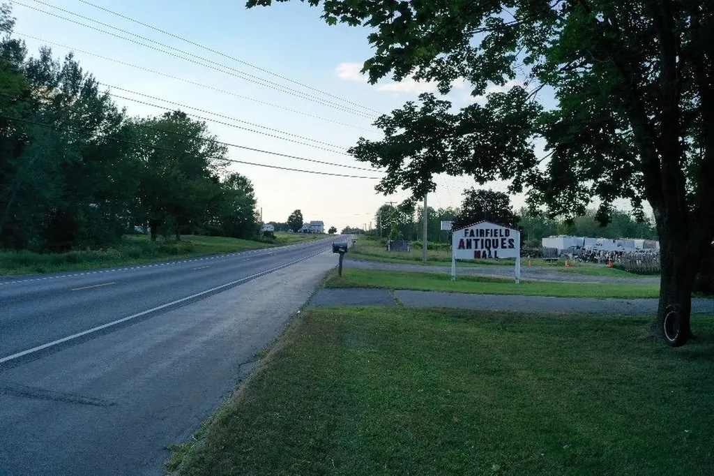 382 Skowhegan Road Fairfield ME 04937