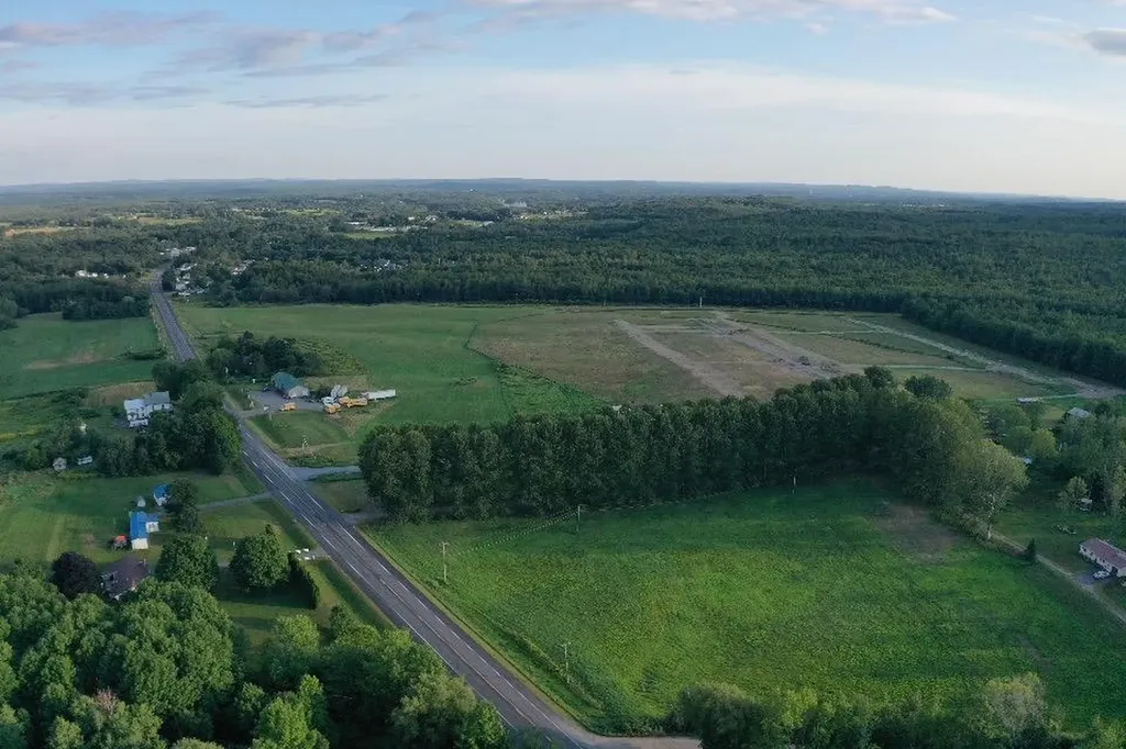382 Skowhegan Road Fairfield ME 04937
