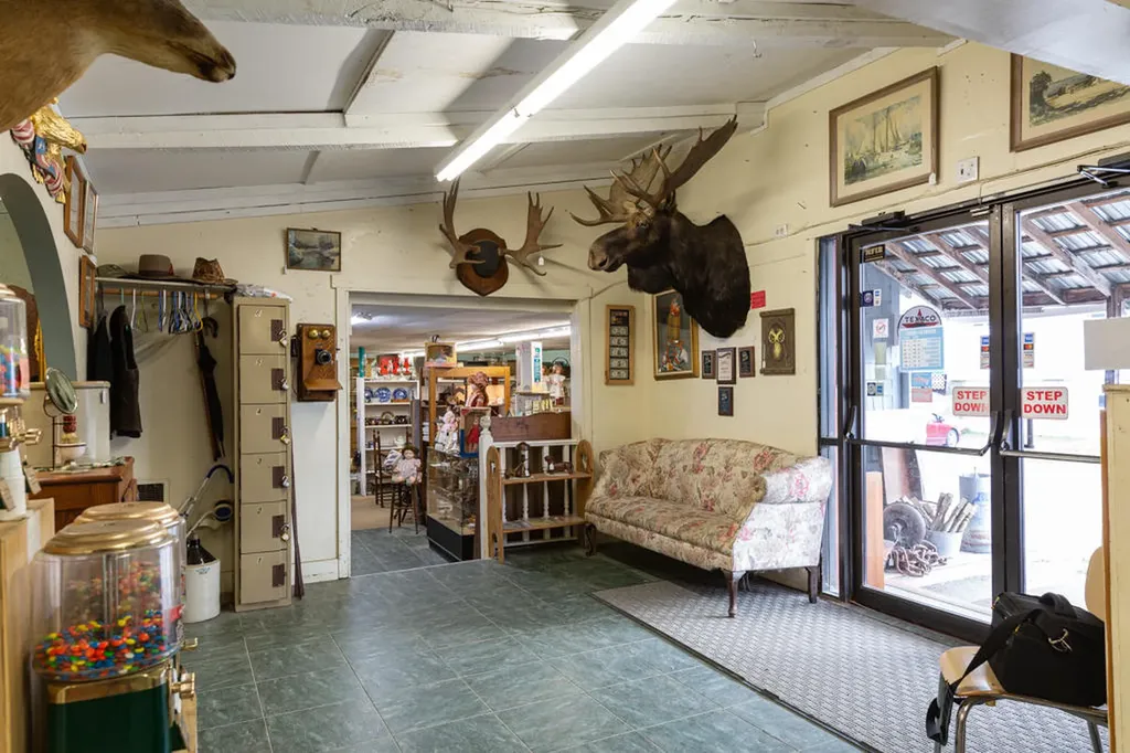 382 Skowhegan Road Fairfield ME 04937