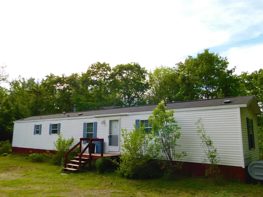 92 Center Road Garland ME 04939