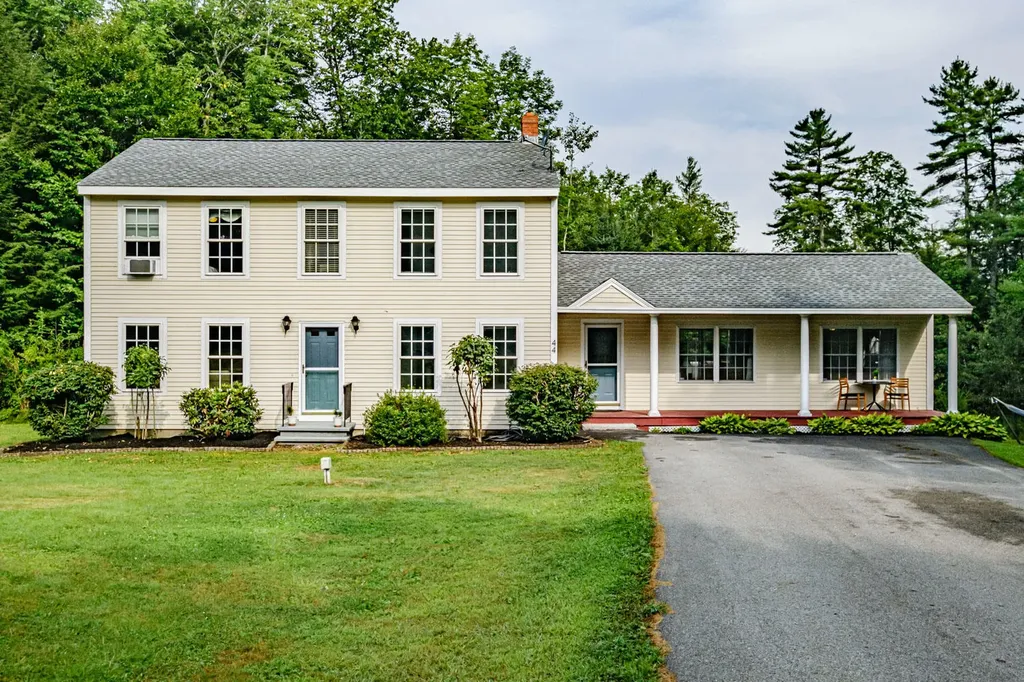 44 Adams Way Freeport ME 04032