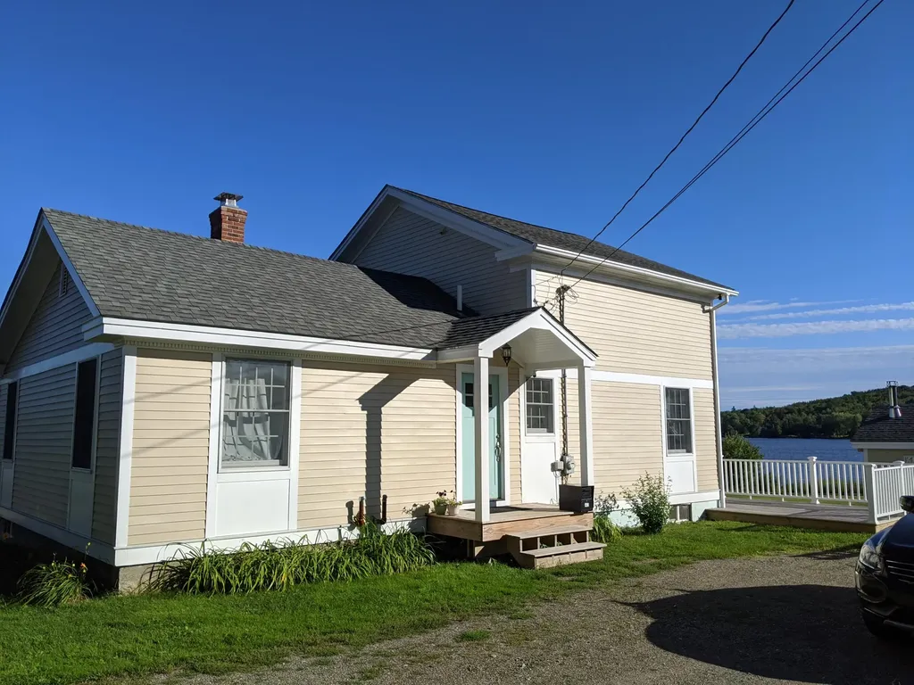 27 Wilson Street Lincoln ME 04457