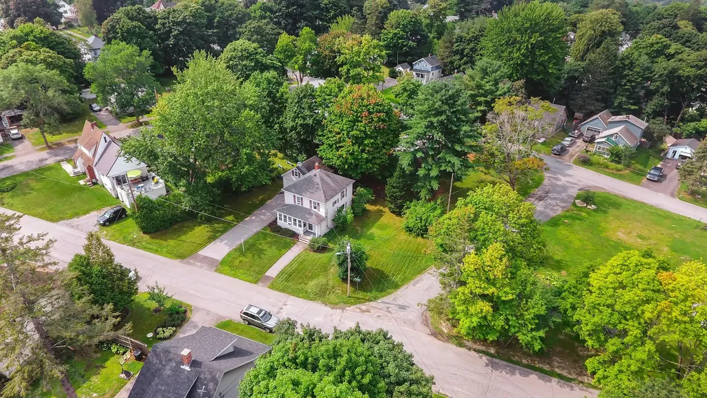 18 Princeton Street Bangor ME 04401