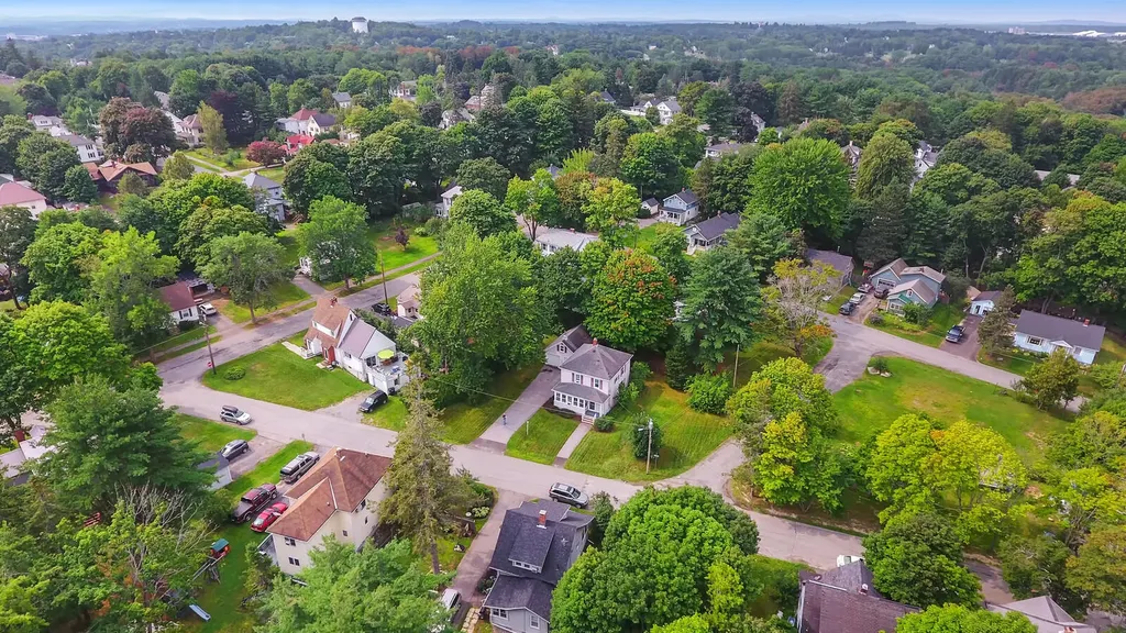 18 Princeton Street Bangor ME 04401