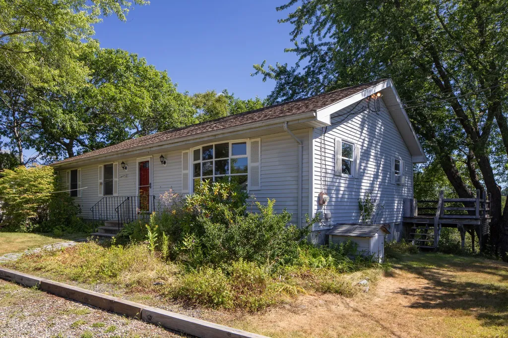 29 Mill Pond Road South Thomaston ME 04858