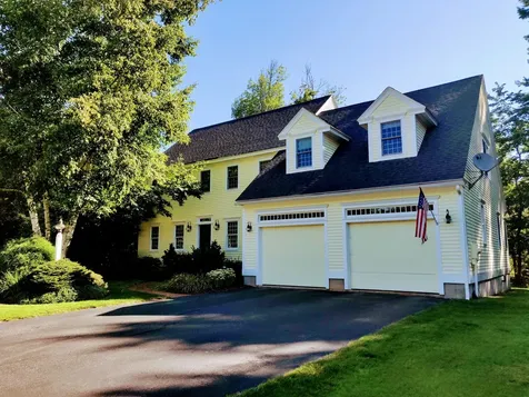 6 Rays Circle Scarborough ME 04074