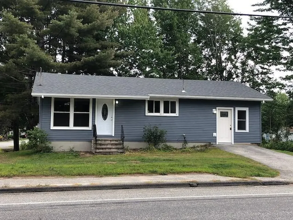 1744 Hotel Road Auburn ME 04210