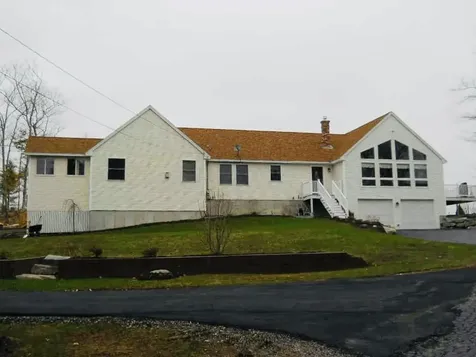 20 Cranberry Pond Road Raymond ME 04071