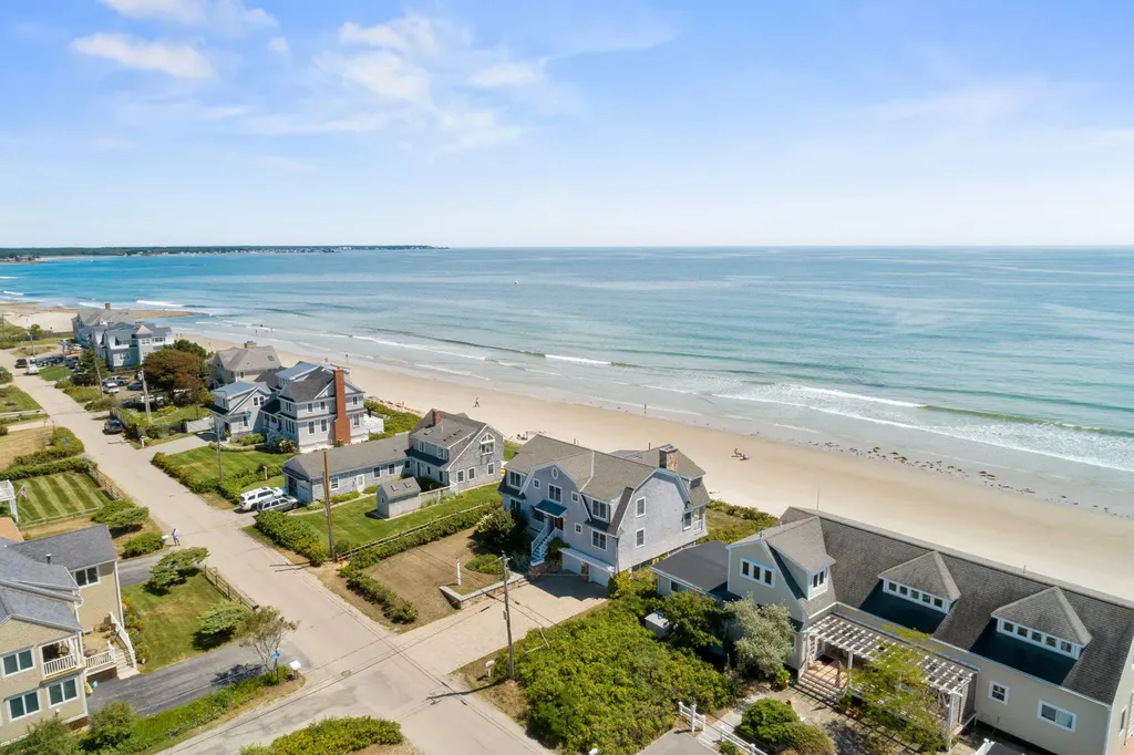 287 Island Beach Road Wells ME 04090