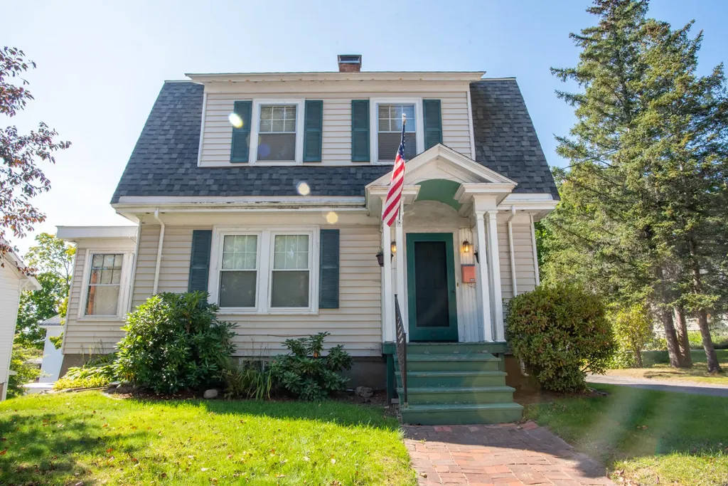 12 William Street Bangor ME 04401