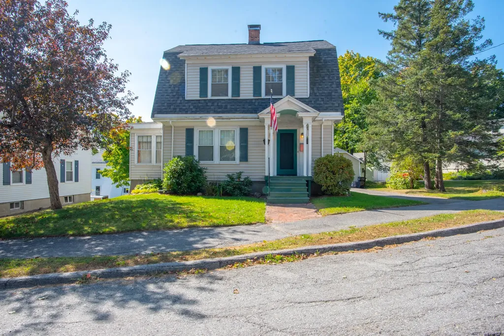 12 William Street Bangor ME 04401