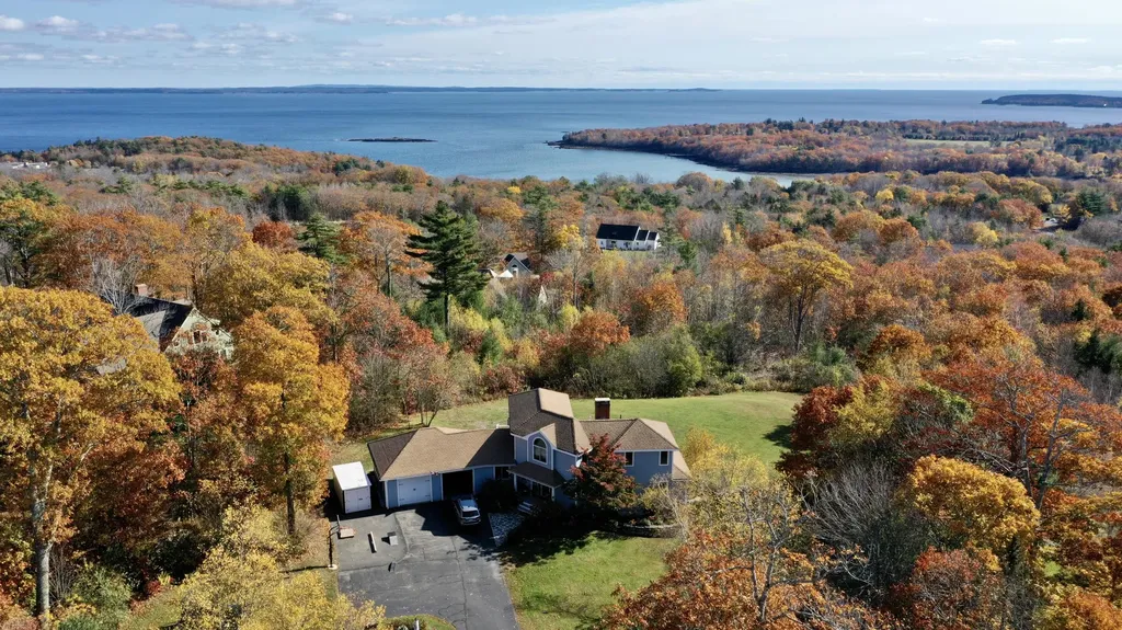 5 Lexington Lane Rockport ME 04856