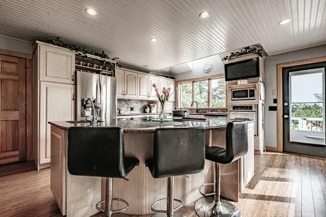 5 Lexington Lane Rockport ME 04856
