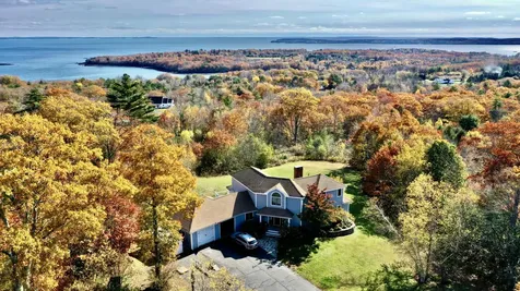 5 Lexington Lane Rockport ME 04856