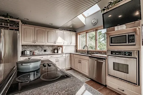 5 Lexington Lane Rockport ME 04856