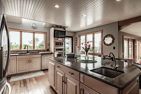 5 Lexington Lane Rockport ME 04856