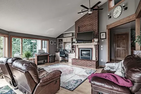 5 Lexington Lane Rockport ME 04856