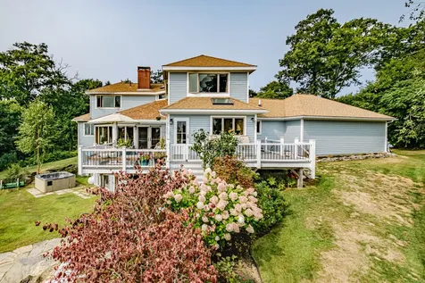 5 Lexington Lane Rockport ME 04856