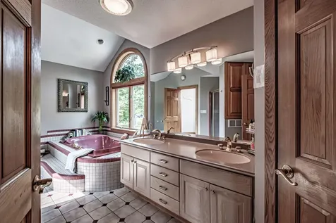 5 Lexington Lane Rockport ME 04856