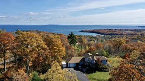 5 Lexington Lane Rockport ME 04856